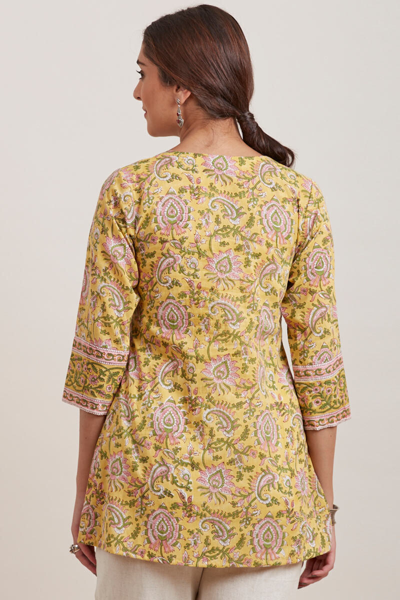 Gauhar Nida Kurti