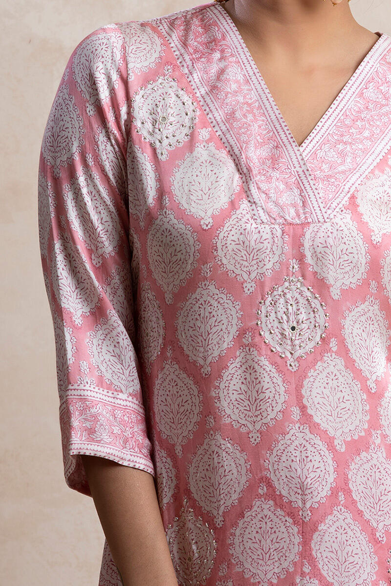 Gul Bano Jiya Modal Kurta