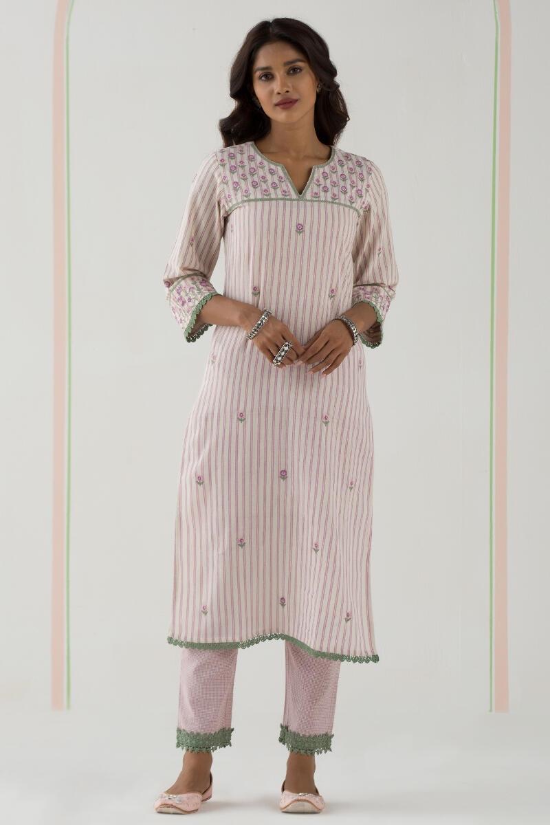 Gulbarg Amira Kurta