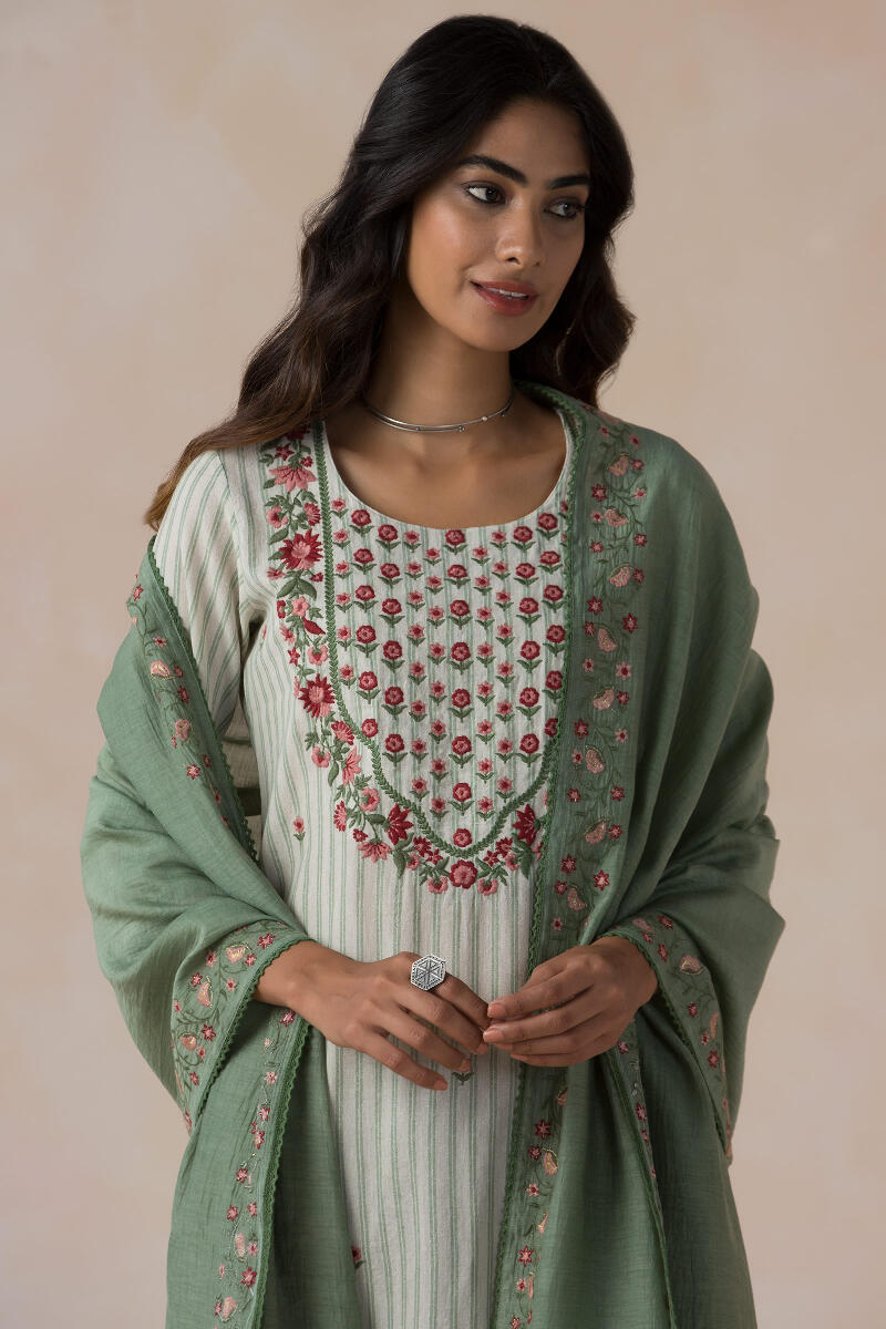 Gulbarg Faheema Dupatta