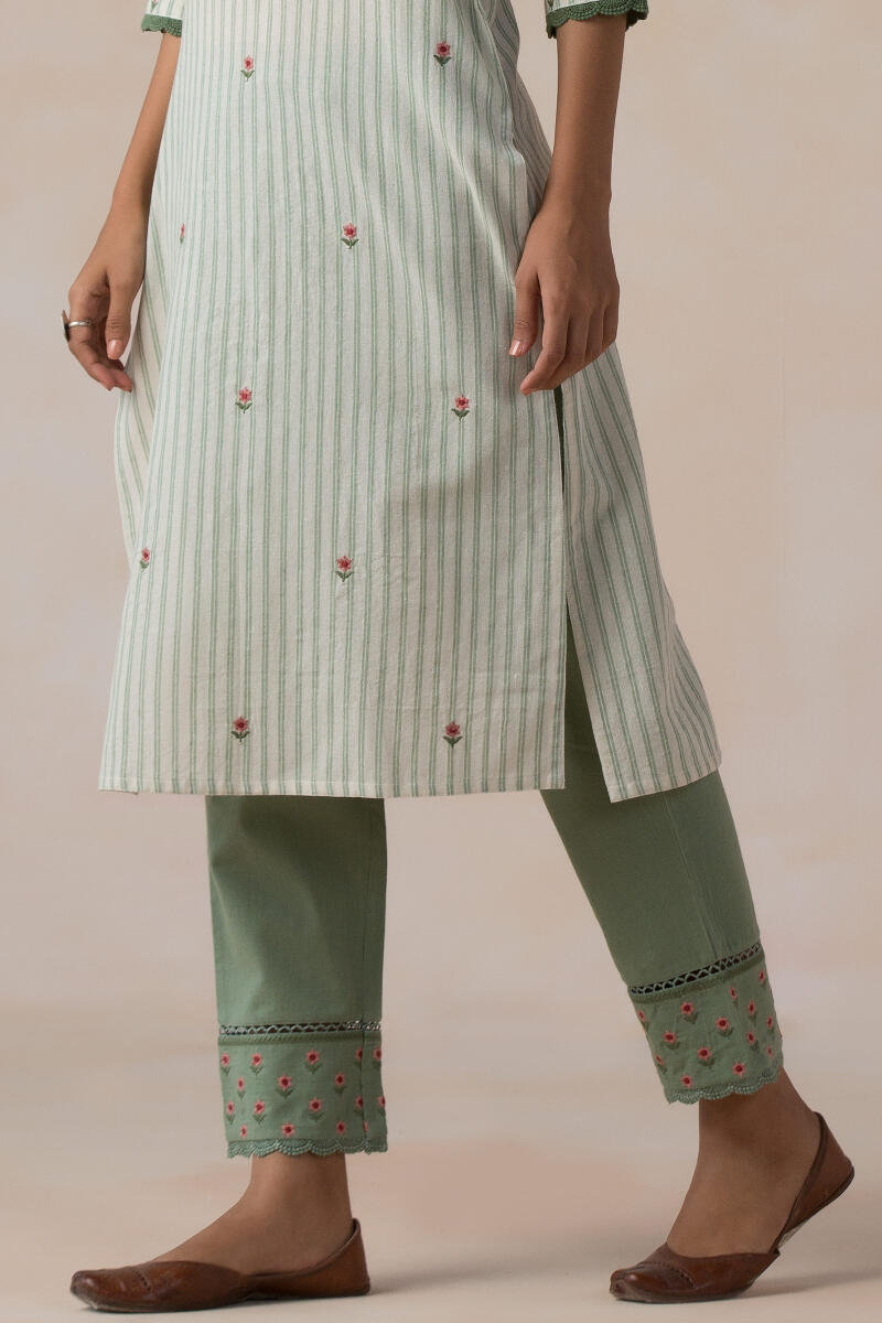 Gulbarg Faheema Kurta
