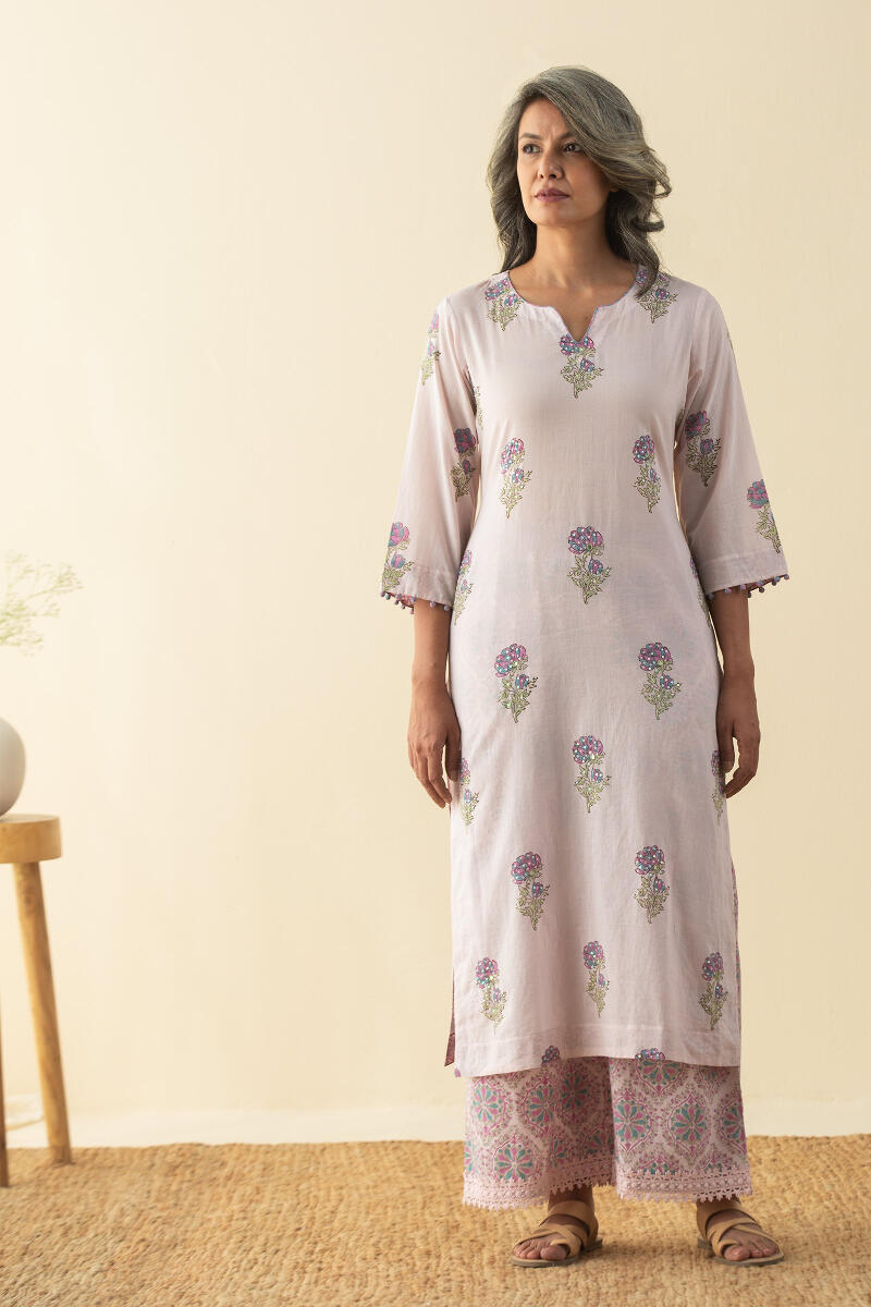 Gulbarg Naaz Kurta