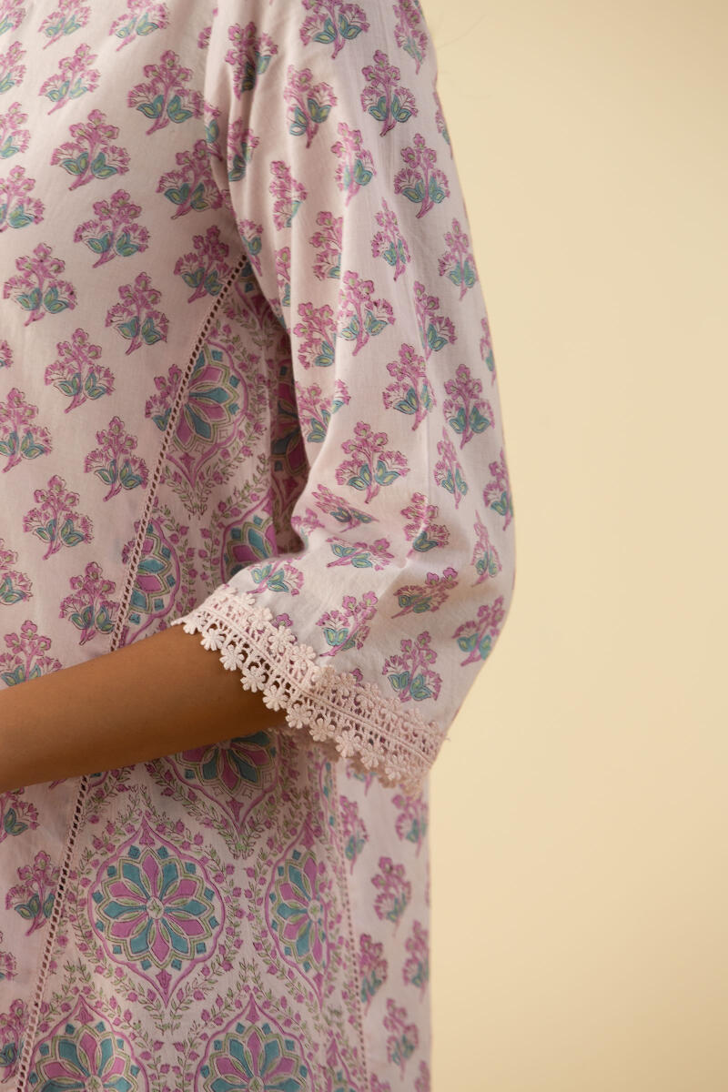 Gulbarg Samreena Kurta