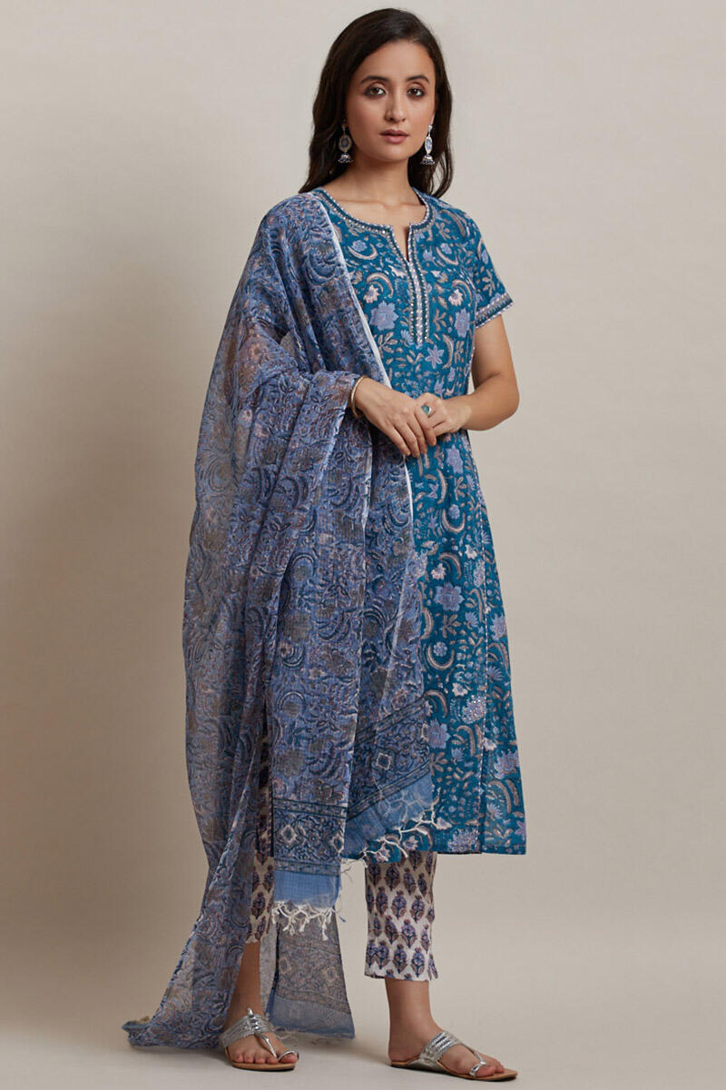 Guldasta Naira Kota Dupatta
