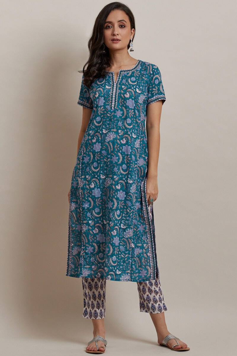 Guldasta Naira Kurta