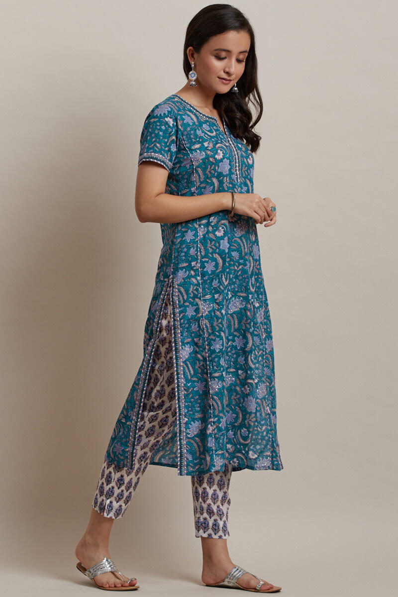 Guldasta Naira Kurta