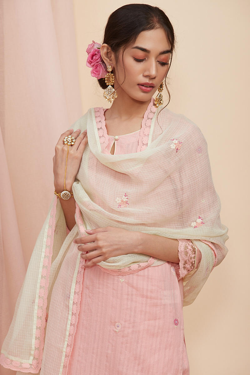 Gulnaz Ruhani Dupatta
