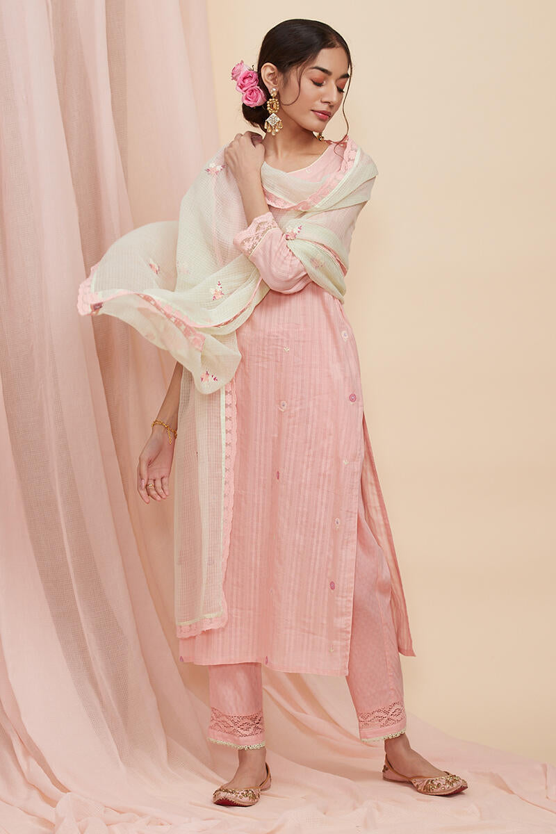 Gulnaz Ruhani Dupatta