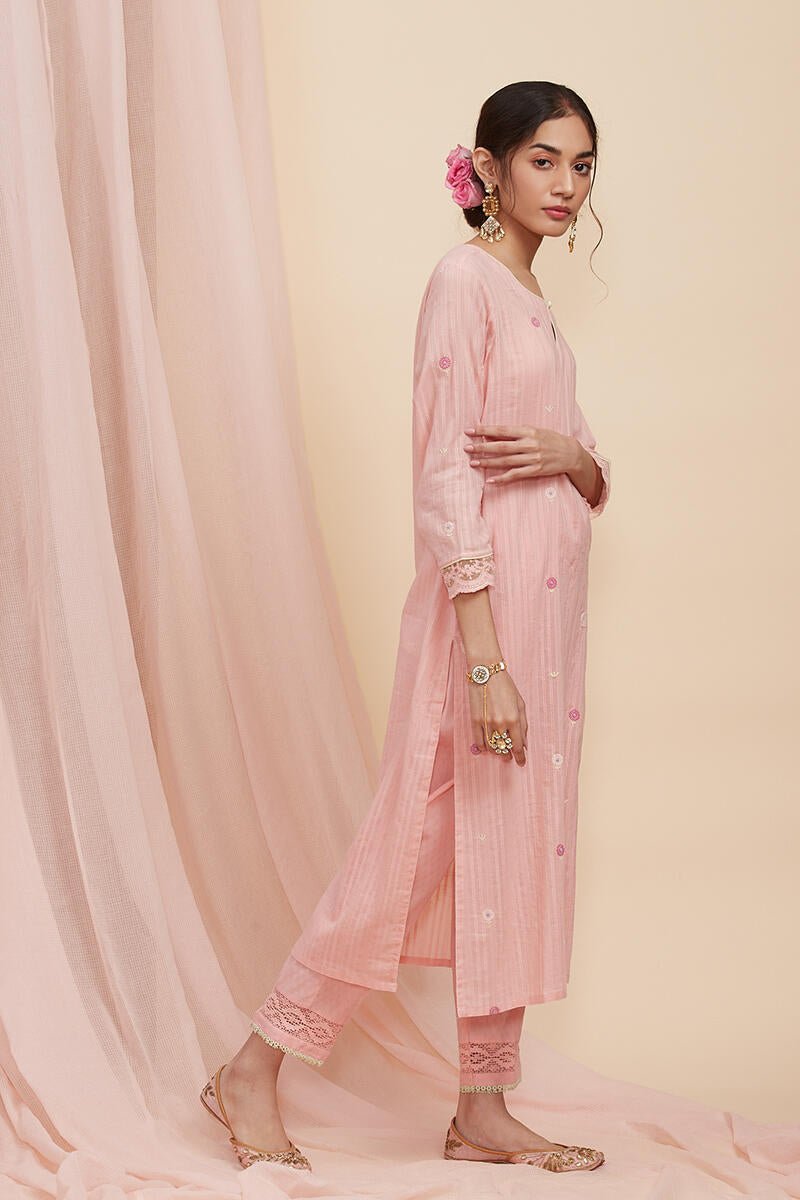 Gulnaz Ruhani Kurta