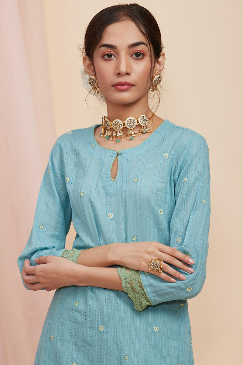 Gulnaz Seher Kurta