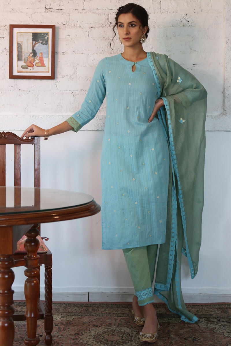 Gulnaz Seher Kurta