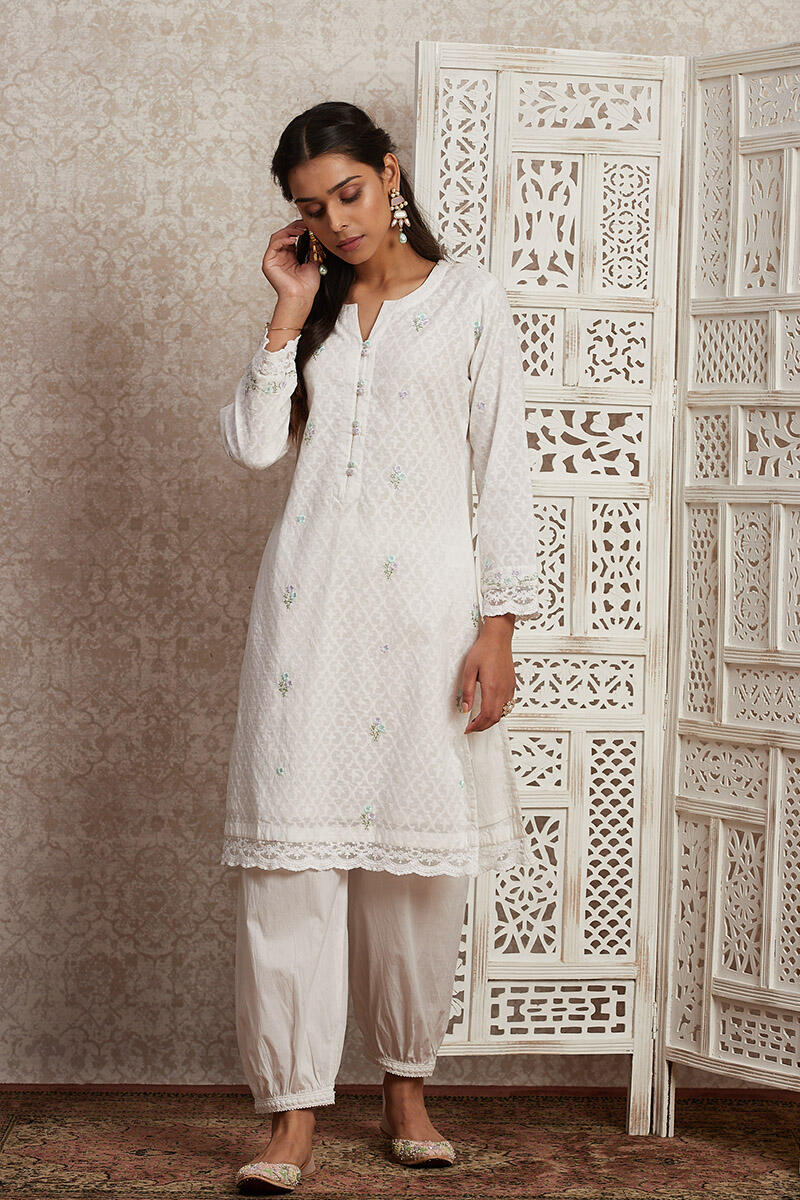 Gulnaz Yasmina Kurta