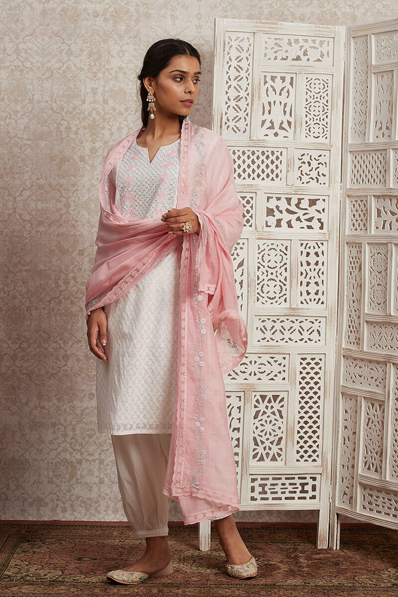 Gulnaz Zeenat Dupatta