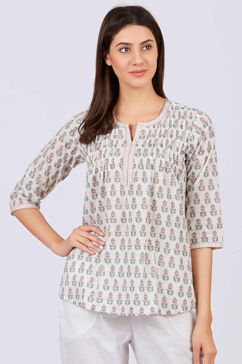 Gulzar Nazeeya Top