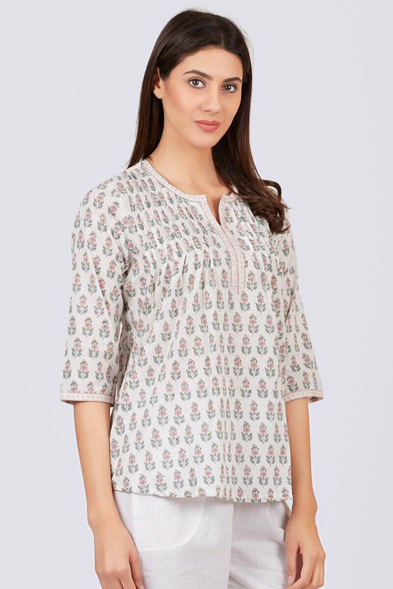Gulzar Nazeeya Top