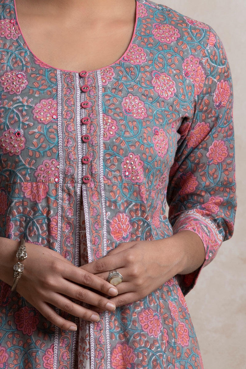 Gulzar Nisha Kurta