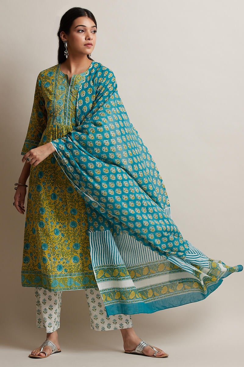 Gulzar Sanaz Dupatta