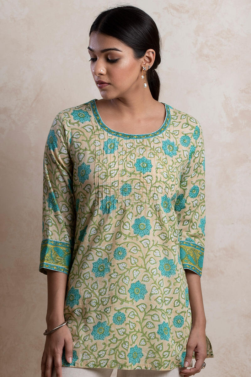 Gulzar Sania Kurti