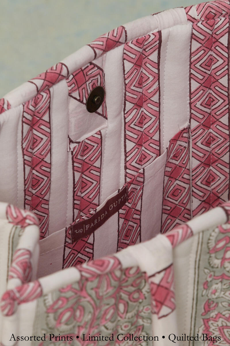 Roza Samira Tote Bag