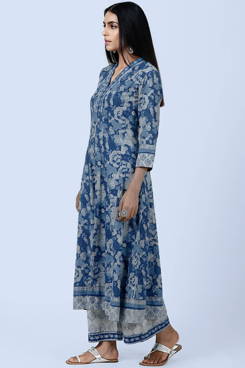 Nur Zareena Kurta