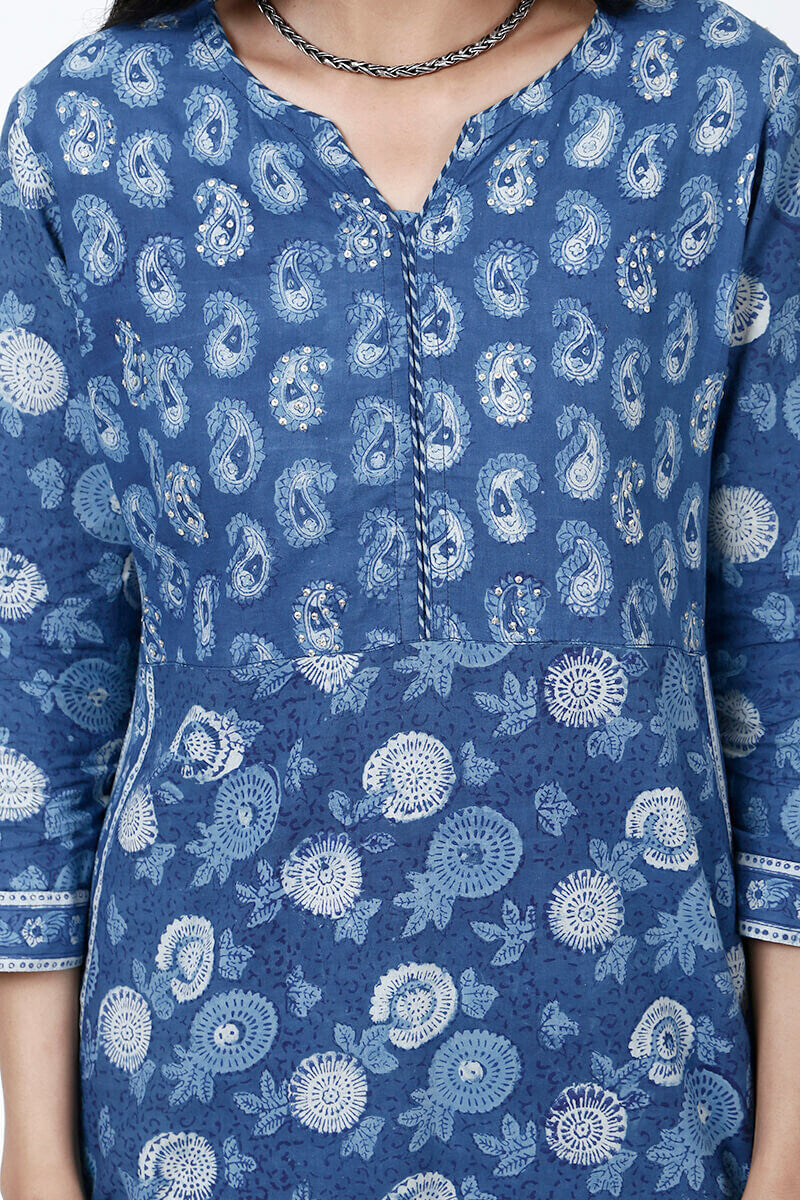 Nur Amaira Kurta