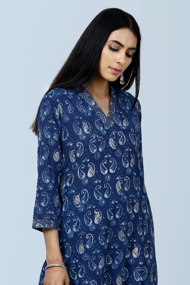 Nur Inayat Kurta