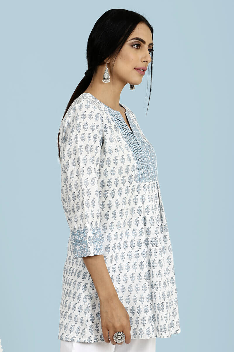 Isfahan Mehreen Kurti