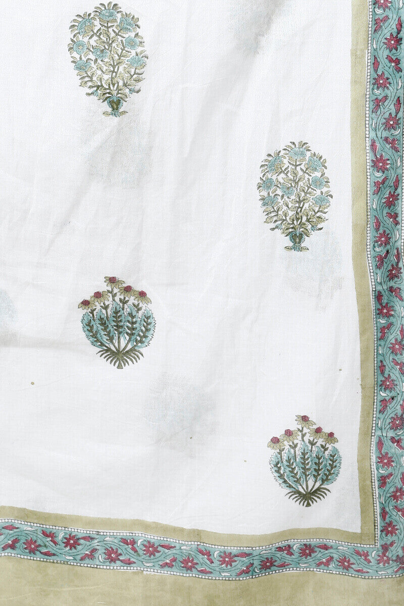Open buta dupatta