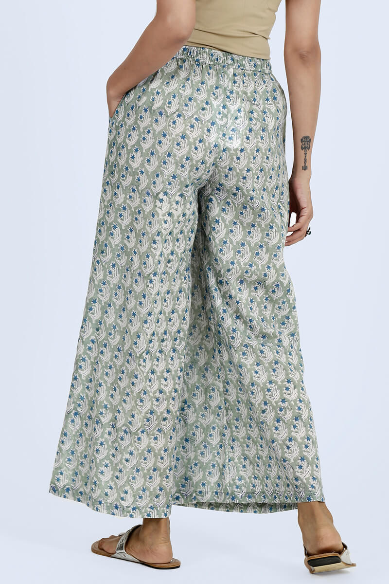 Pardeiza Afroza Palazzo