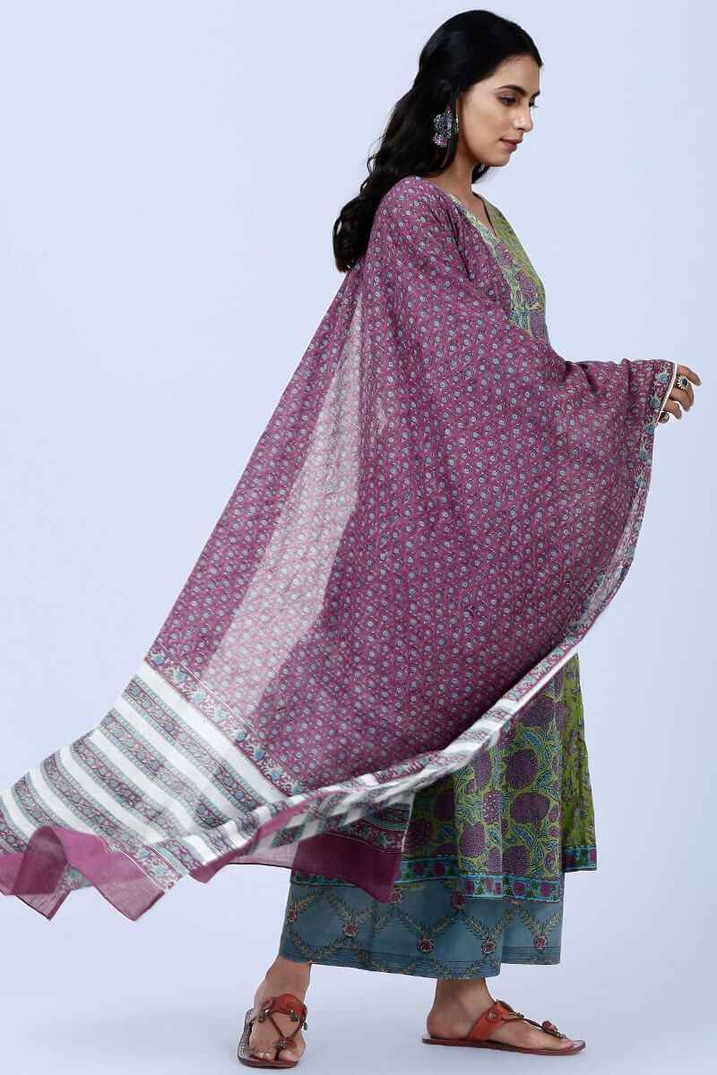 Purple gadh dupatta