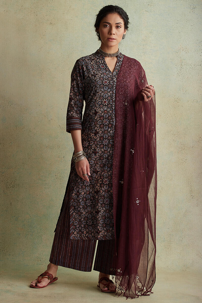 Mahroush Nikhat Kota Dupatta