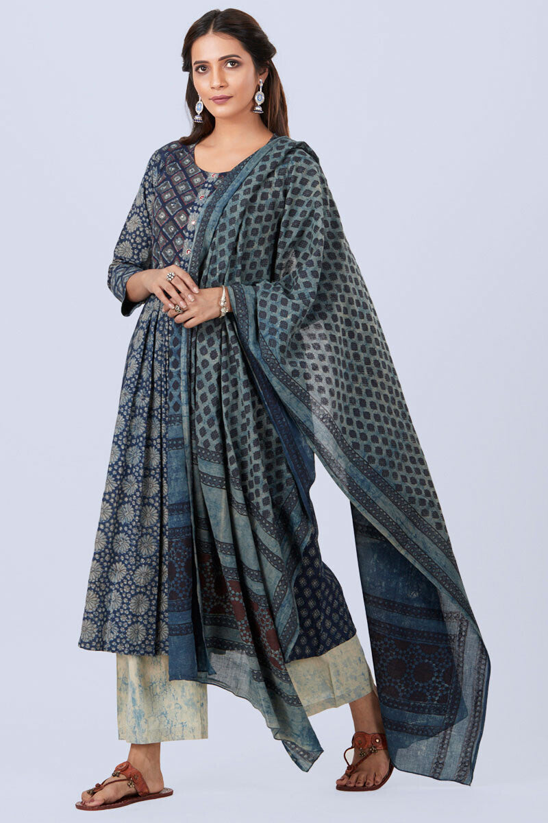 Indigo marble dupatta