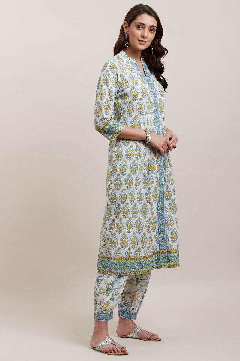Mehtab Nilofar Kurta