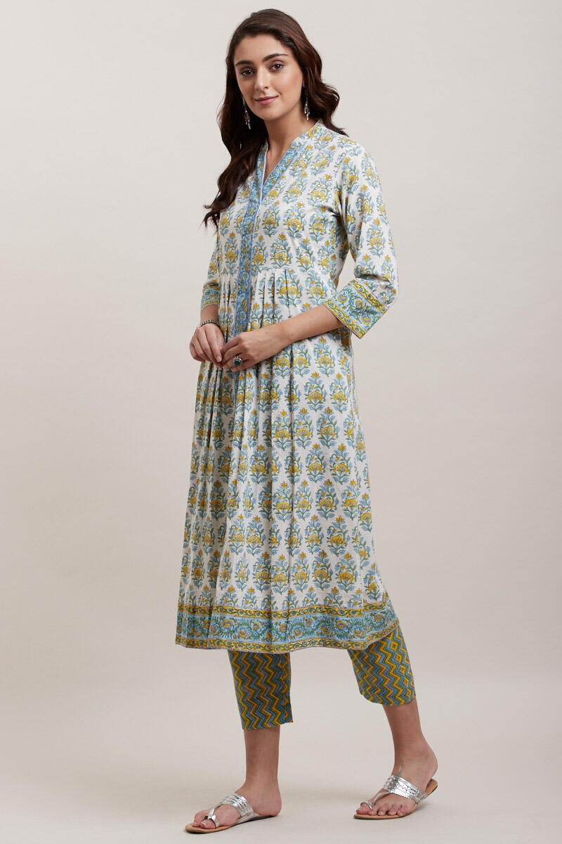 Mehtab Nilofar Kurta