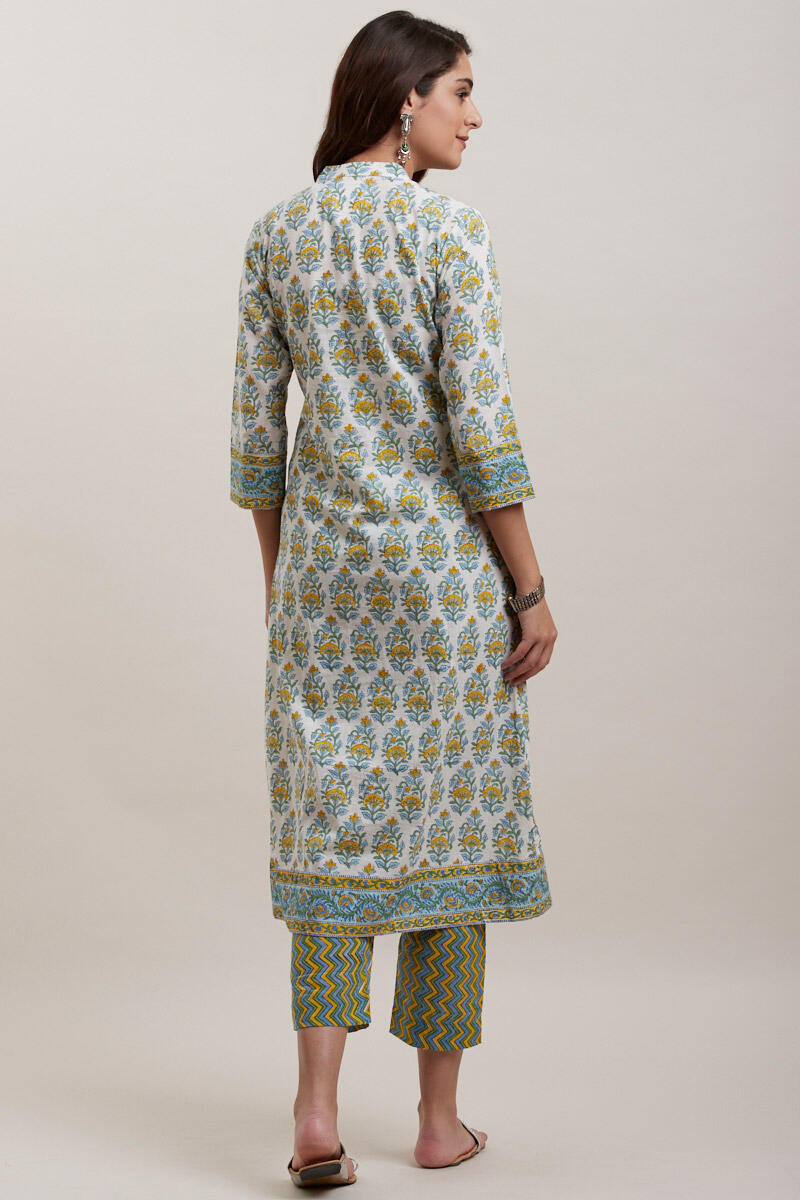 Mehtab Nilofar Kurta
