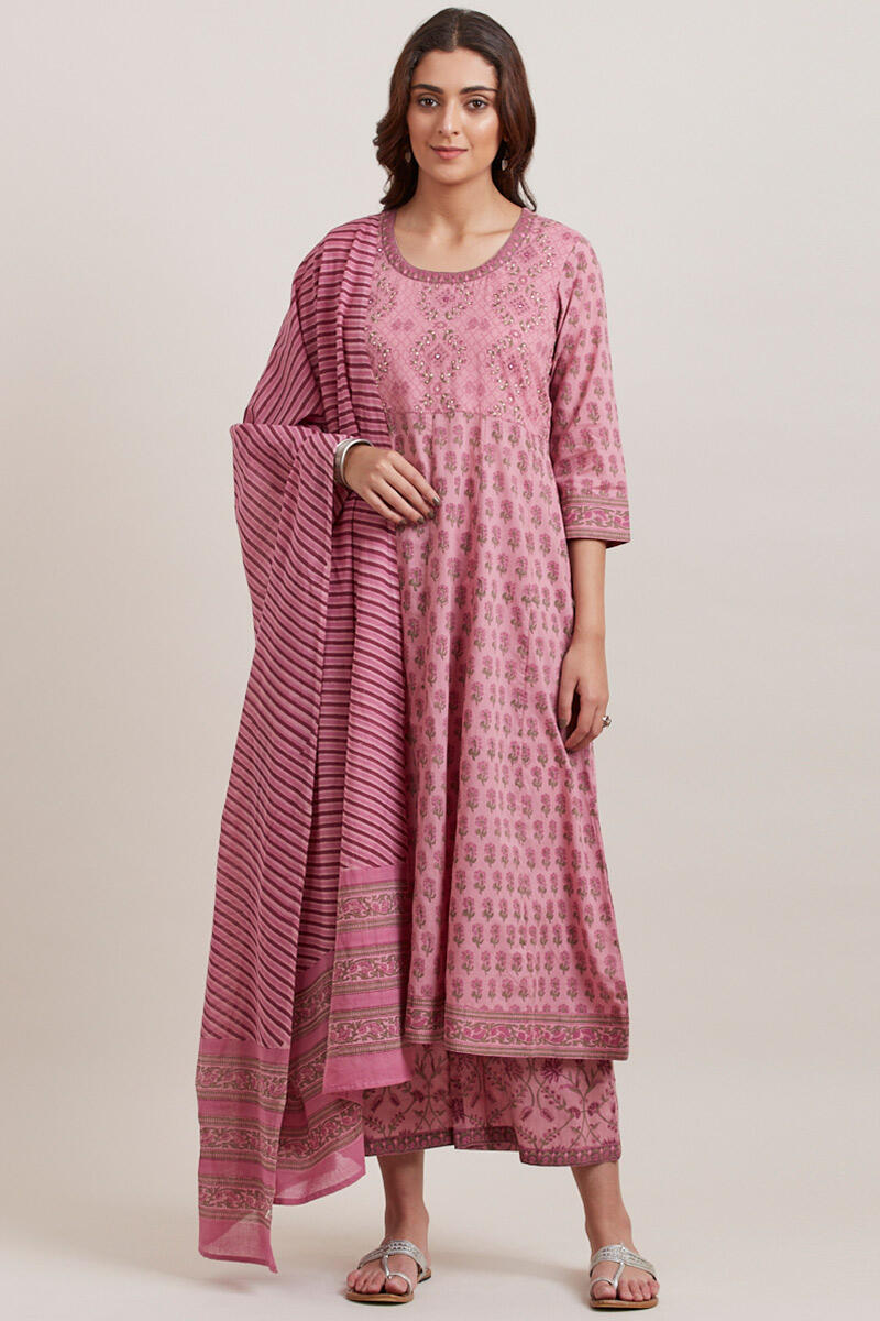 Mehtab Noor Farsi