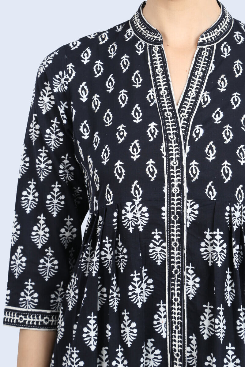 Mirza Ameera Kurta