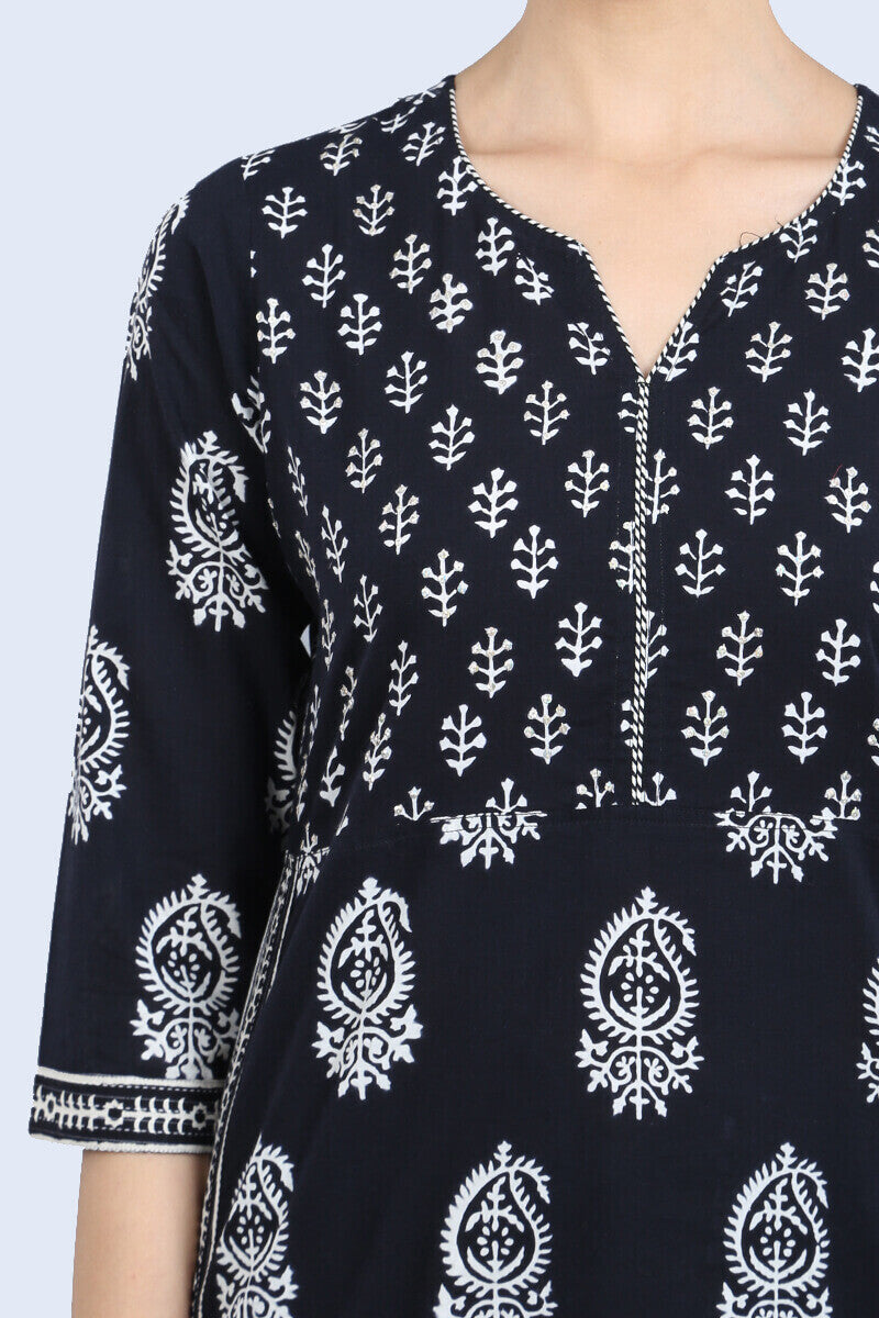 Mirza Tara Kurta
