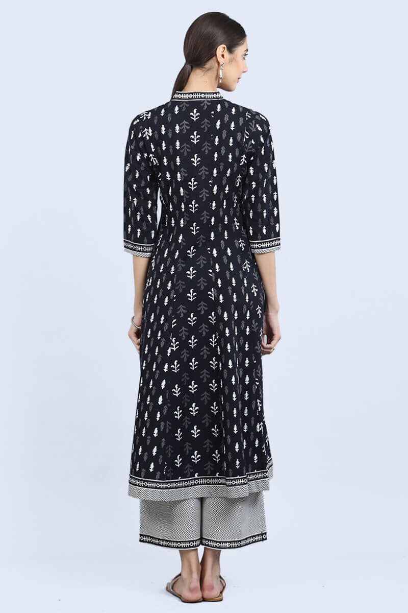 Mirza Nasreen Kurta