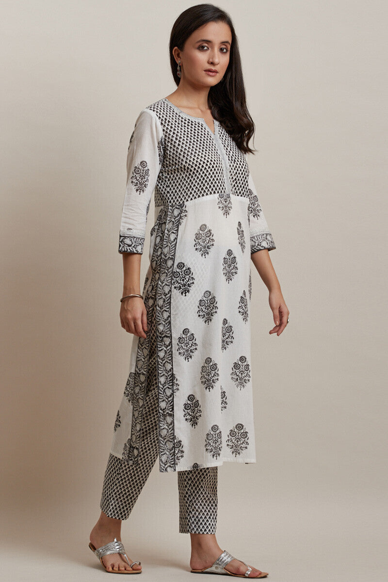 Mumtaz Nuzakat Kurta