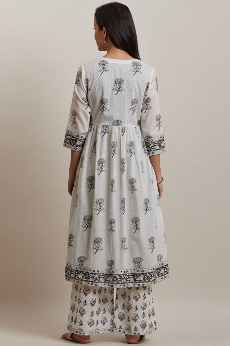 Mumtaz Sahana Kurta