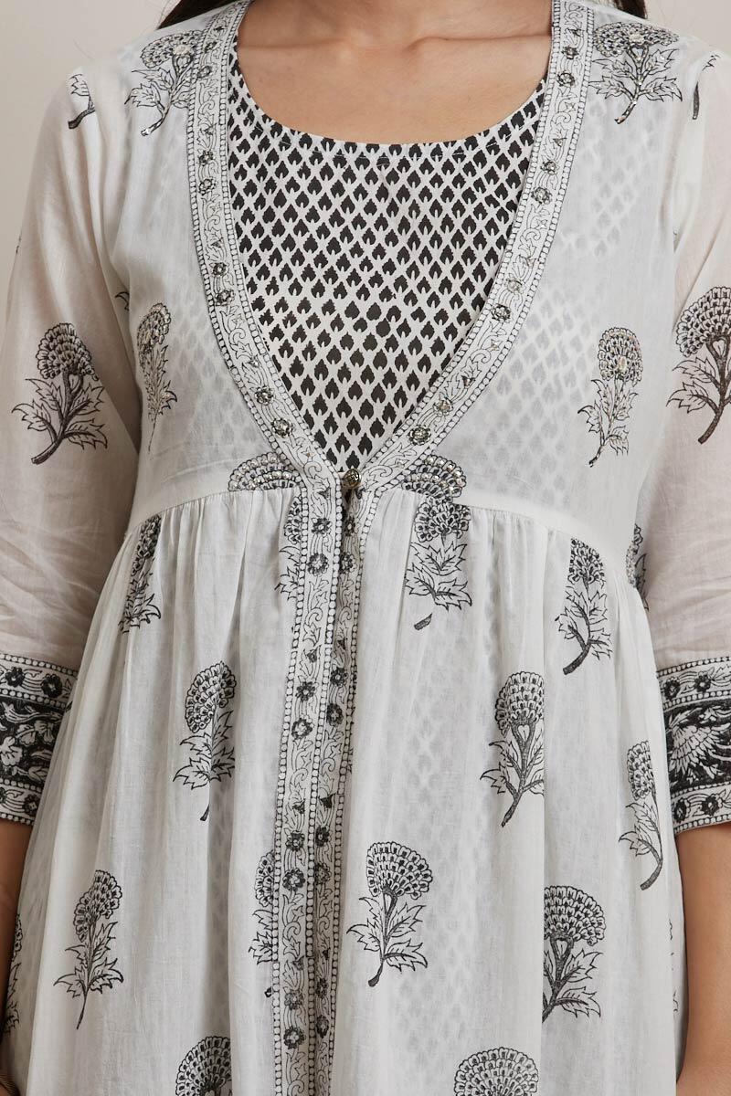Mumtaz Sahana Kurta