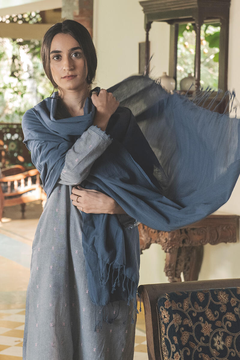 Naadirah Firoza Handloom Dupatta