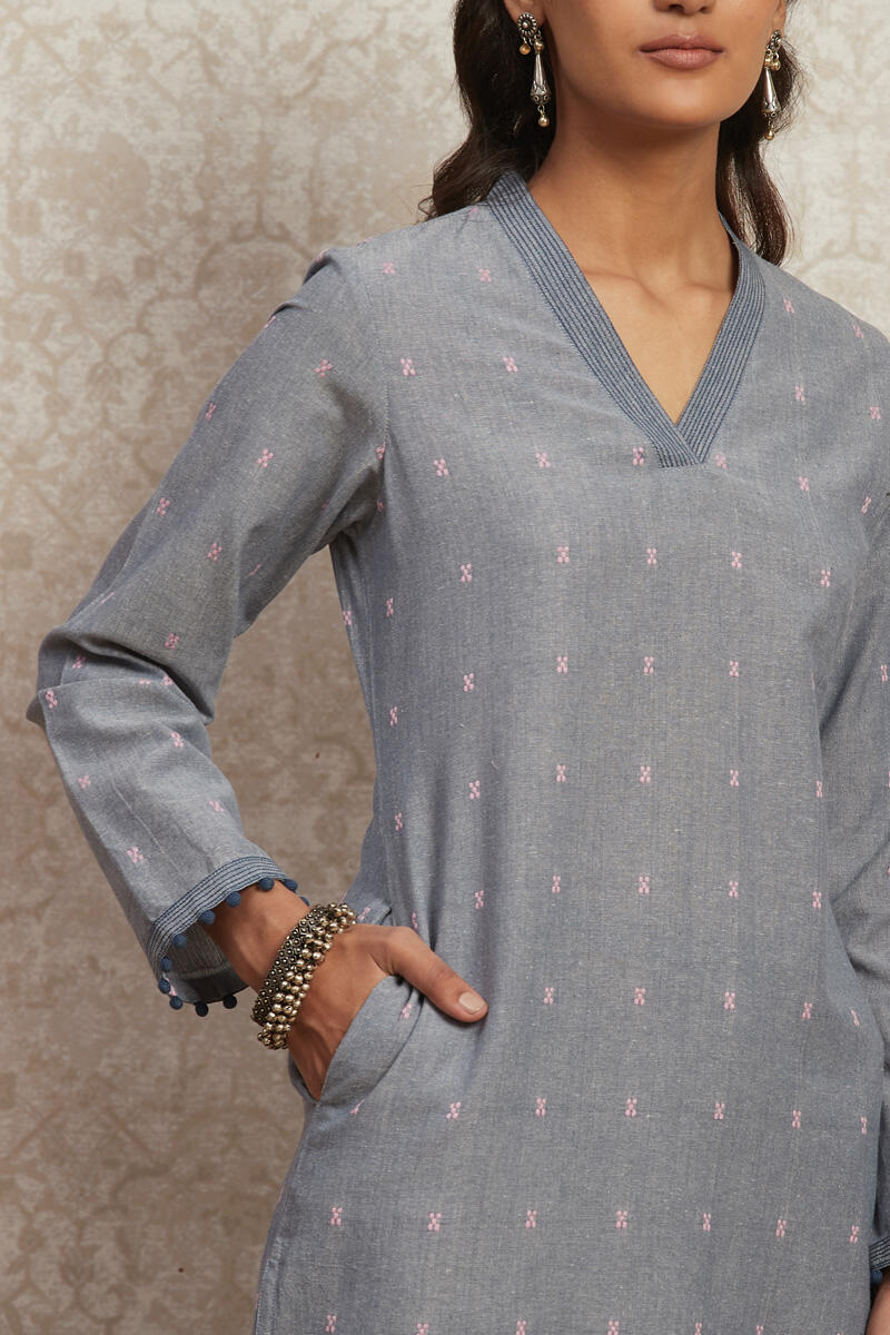 Naadirah Firoza Handloom Kurta