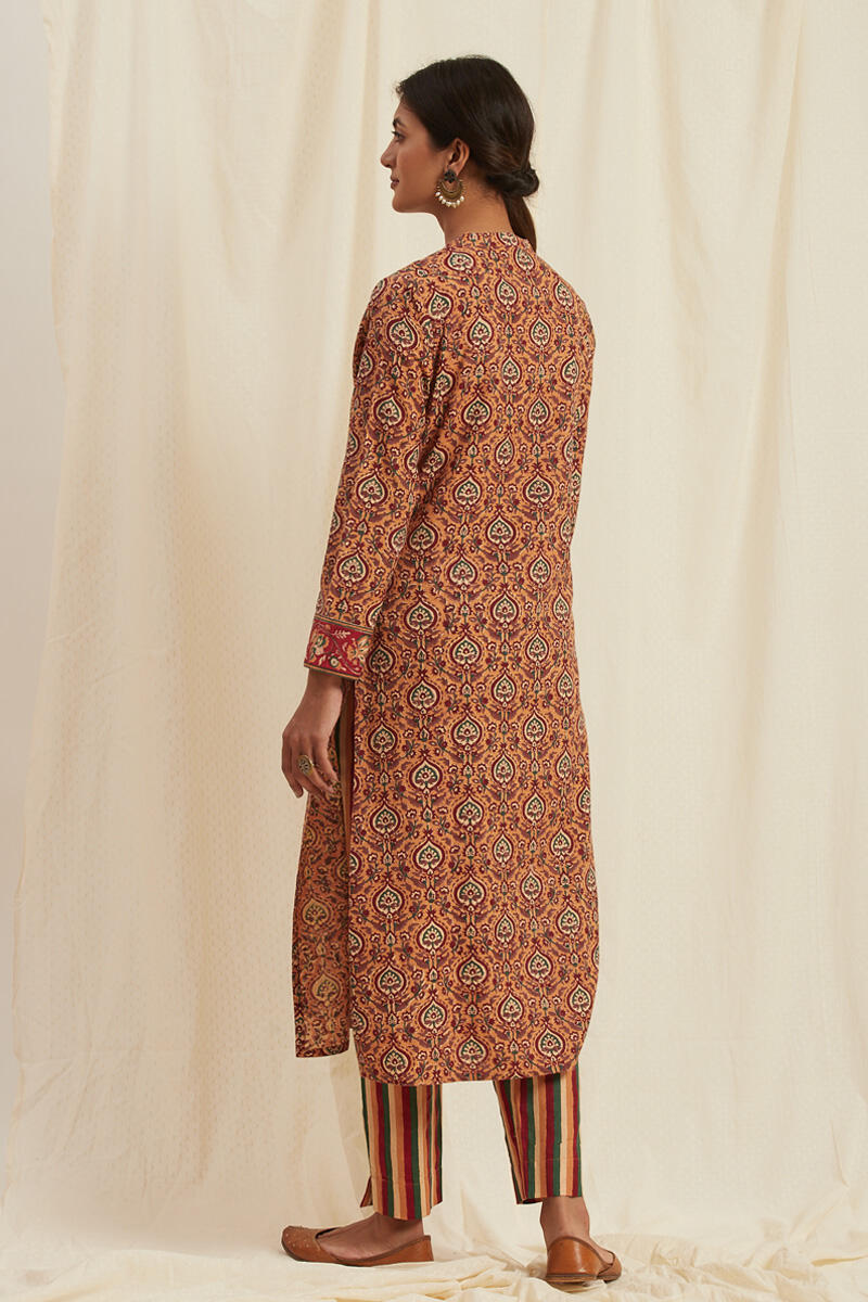 Naadirah Sahira Kurta