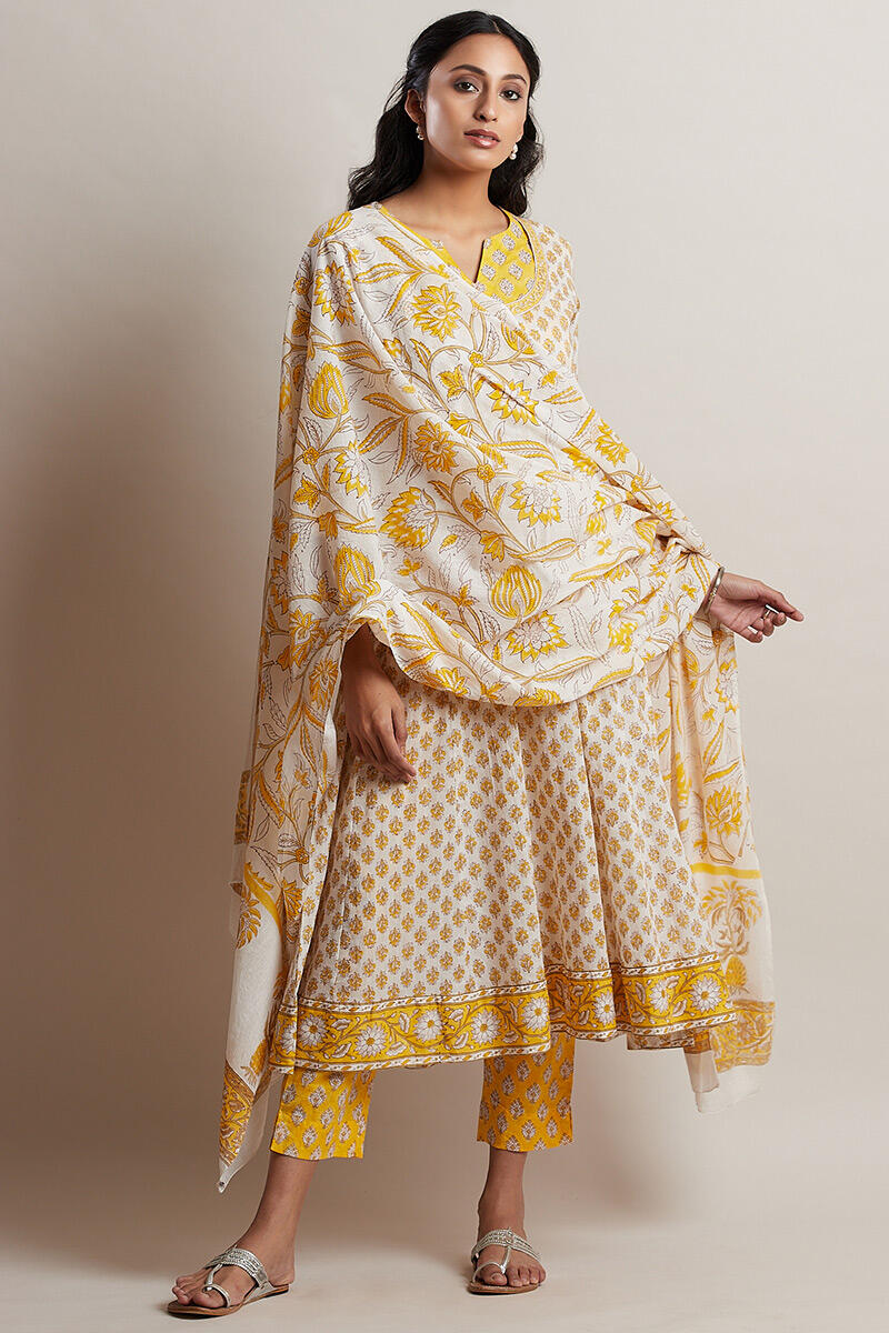 Nafees Mahi Dupatta