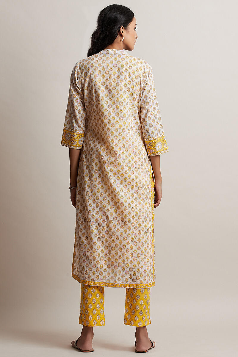 Nafees Maya Kurta
