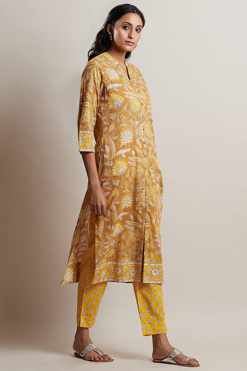 Nafees Zoya Kurta