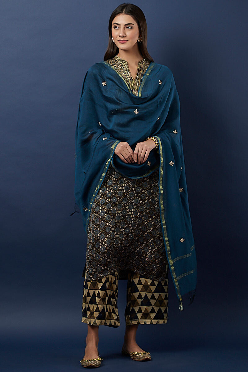 Ajrak silk