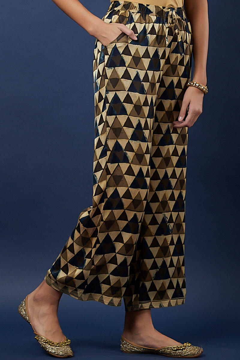 Ajrak silk